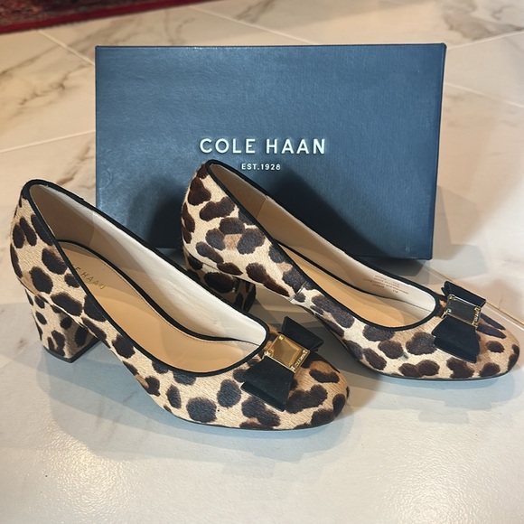NEW Cole Haan Tali Bow Pump Ocelot Print - Size 7.5 - Picture 3 of 6
